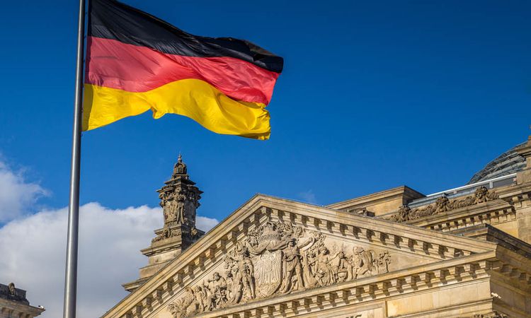 ألمانيا تتخذ قرارًا بوقف إمداد إسرائيل بالأسلحة بسبب الحرب على غزة