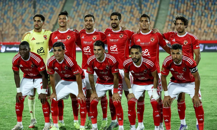 الأهلي يفرض خصمًا على اللاعبين بسبب خسارتهم أمام بيراميدز