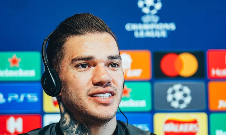 إيدرسون يختتم مسيرته مع مانشستر سيتي وينتقل إلى فنربخشة بعد 8 سنوات