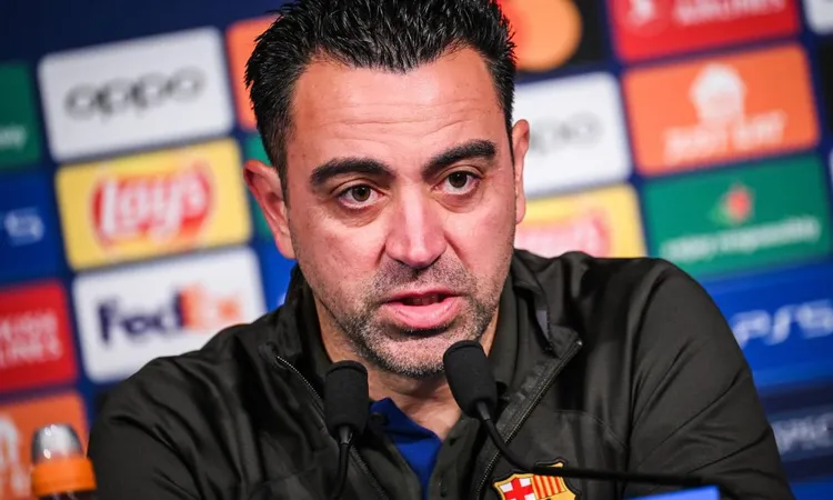 تشافي يؤكد لوكيله: لا أعتزم تدريب الأهلي في المستقبل القريب