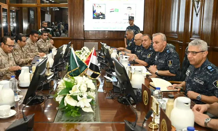 [لقاء قائد القوات البحرية مع رئيس أركان القوات البحرية الملكية السعودية]