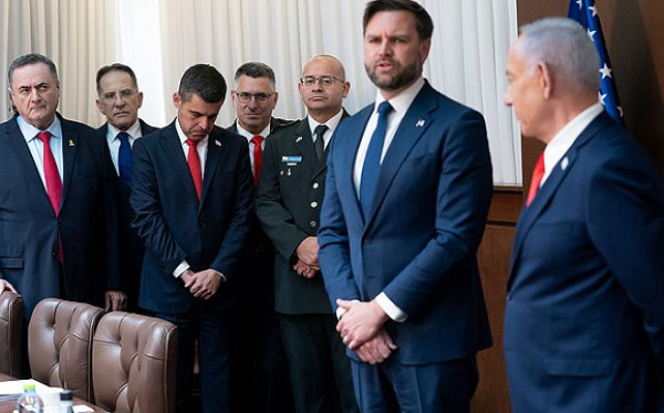 اتفاق غزة صامد رغم العقبات وإسرائيل لن تضم الضفة