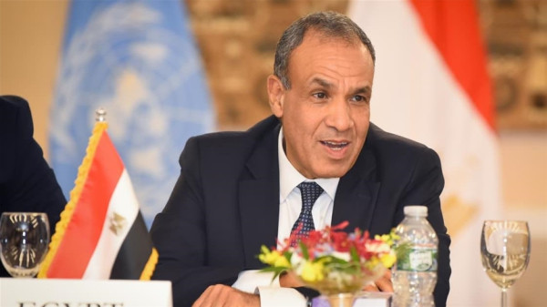 مصر تدعو إلى الالتزام باتفاق شرم الشيخ والبدء بتنفيذ خطط إعمار غزة