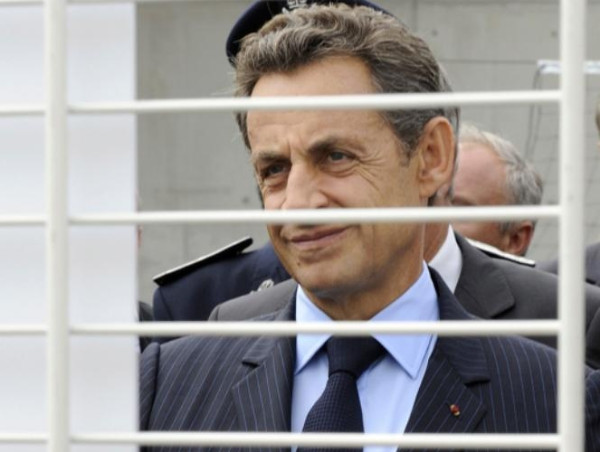 خمس سنوات في زنزانة انفرادية.. كيف سيقضي ساركوزي أيامه؟