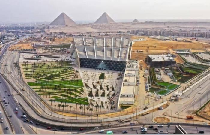 عملات تذكارية للمناسبة.. الجيزة تتأهب لافتتاح المتحف المصري الكبير