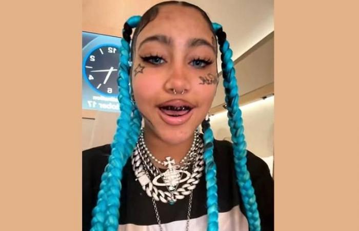 ابنة كيم كارداشيان تثير الجدل.. طفلة بوجه موشوم