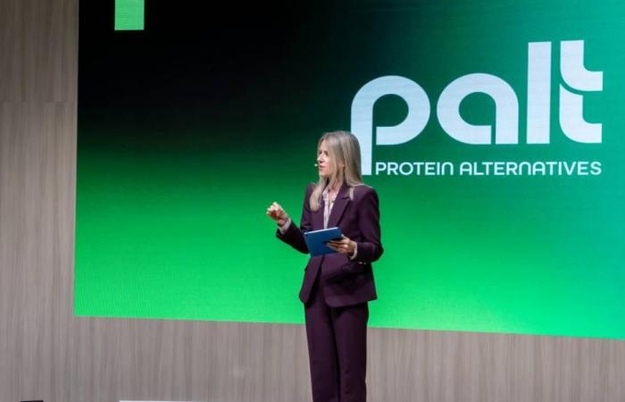 حوارات وجلسات ثرية في اليوم الأول للأسبوع العالمي للغذاء