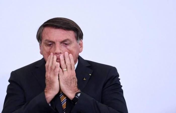 السجن 17 عاماً لمعاوني بولسونارو بتهم الانقلاب