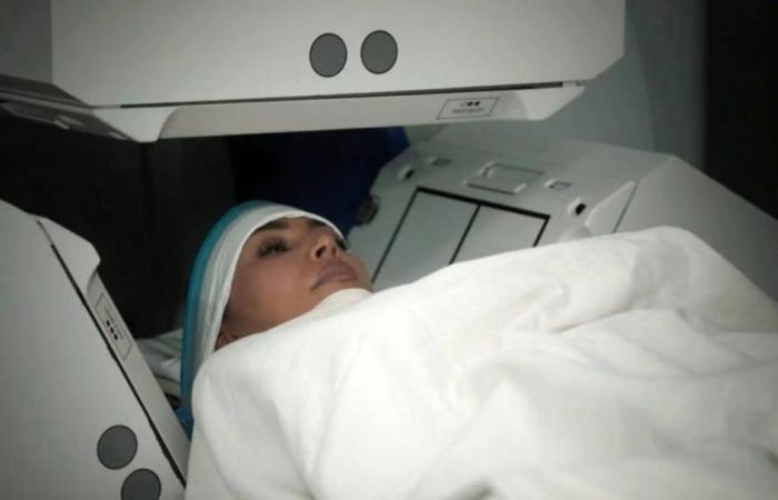 إصابة كيم كارداشيان بتمدد دموي في الدماغ.. ما القصة؟