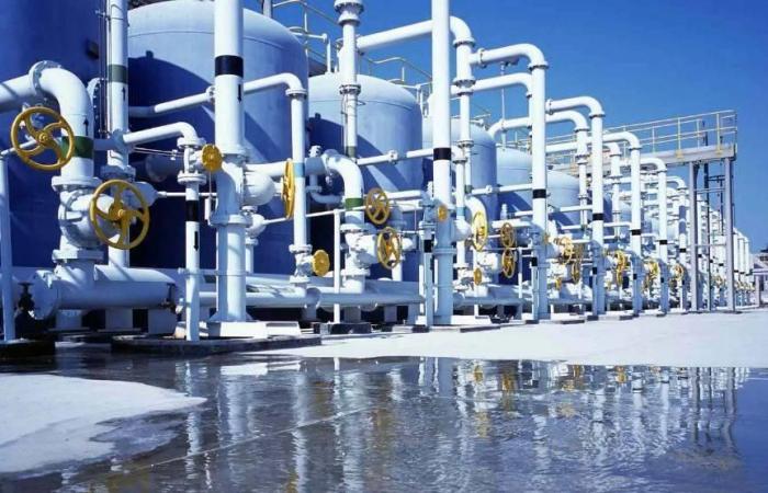 مصر تحلّي مياه البحر بالتناضح العكسي