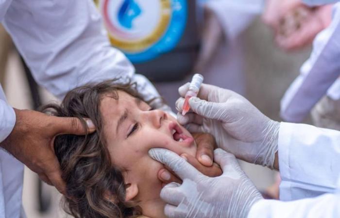 الإمارات.. جهد إنساني متواصل لاستئصال شلل الأطفال