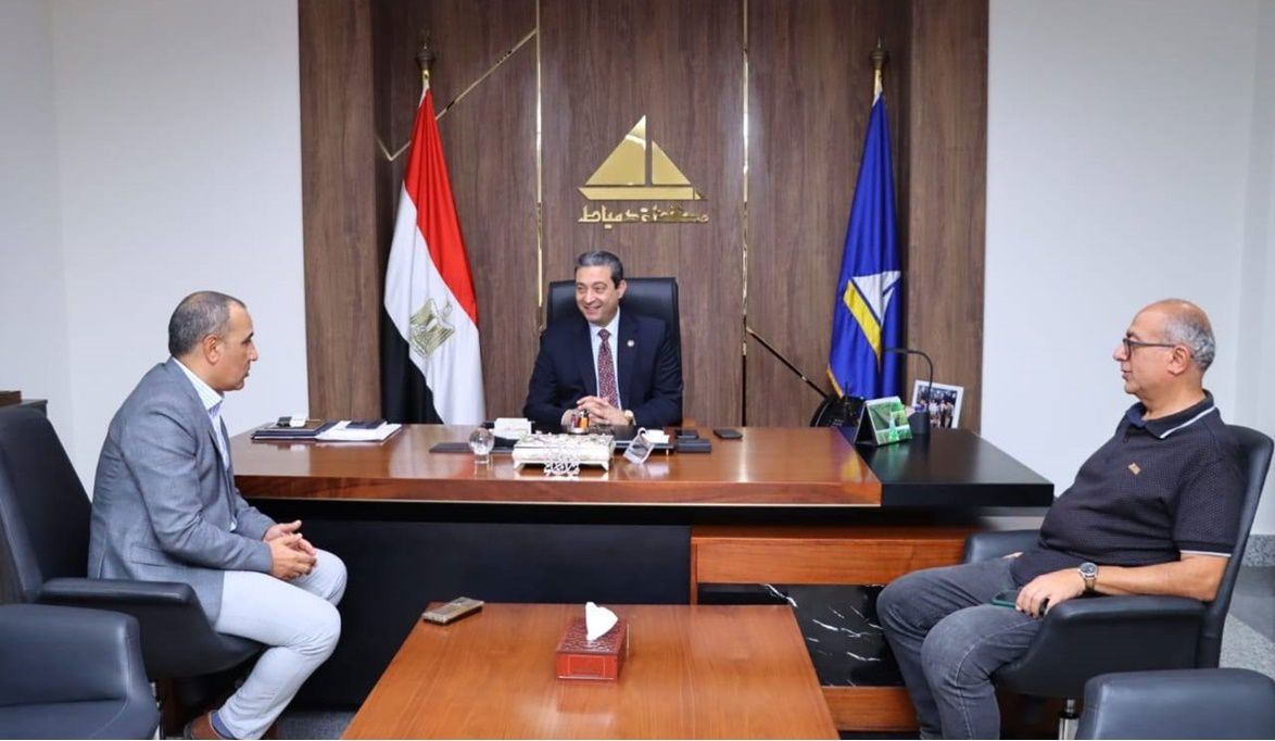 الشهابى يلتقى نائب رئيس شركة شمال الدلتا لمناقشة تطوير شبكات ا…