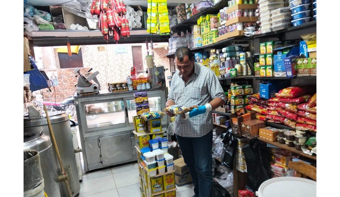 كفر الشيخ تحرر 263 محضرًا تموينيًا وتضبط أكثر من 1.1 طن سلع من…