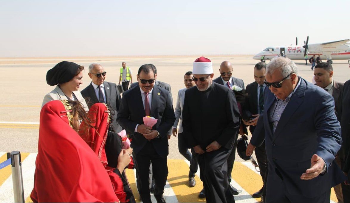 مفتي الجمهورية يشارك في غرس نخلتين ضمن المبادرة الرئاسية للتوس…