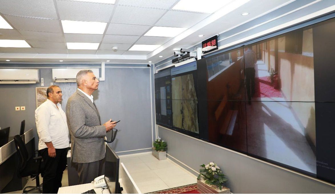 محافظ أسوان يتابع جاهزية اللجان الانتخابية قبل انتخابات مجلس ا…