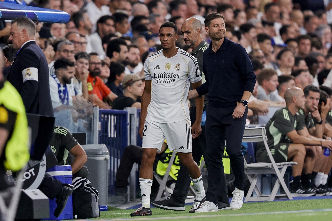 بعد السقوط في أنفيلد.. ألونسو يعترف بنقطة ضعف ريال مدريد ويفسر دخول أرنولد