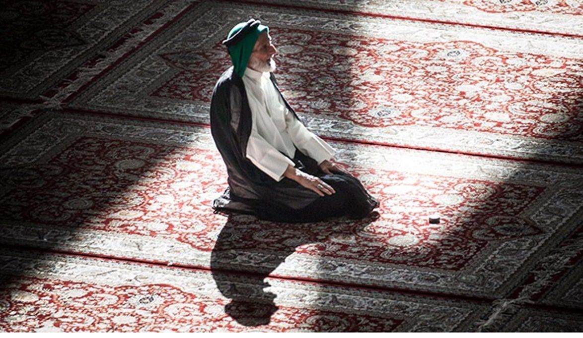 آذان المغرب.. مواقيت الصلاة اليوم الخميس 13 نوفمبر 2025…