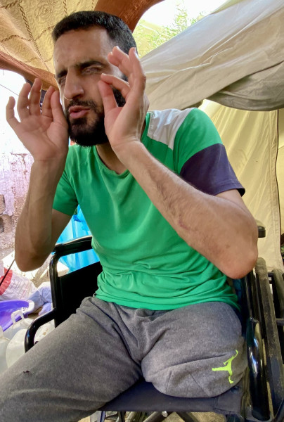 أسير فلسطيني يروي تفاصيل فقدان بصره بسبب التعذيب الإسرائيلي في سجن “سديه تيمان”