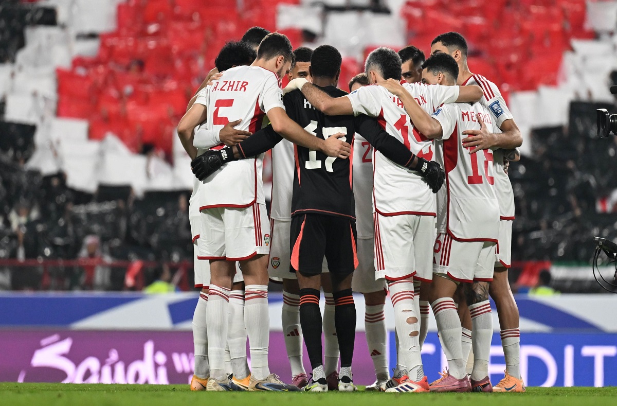 شاهد واحكم بنفسك.. هل حرم الحكم الأسترالي منتخب الإمارات من هدف الفوز على العراق؟