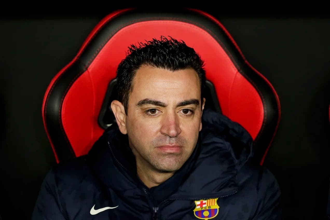 تشافي يكشف الخطأ الذي تسبب في رحيله عن تدريب برشلونة
