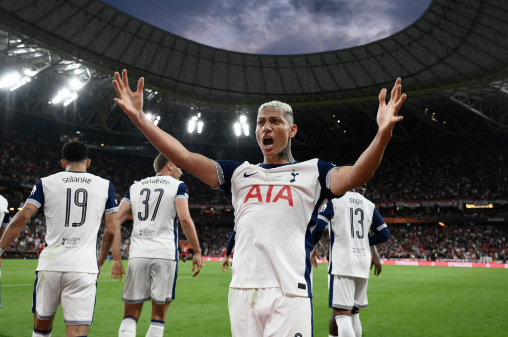 لعنة الأهداف القاتلة.. ريتشارليسون والاحتفالات التي لا قيمة لها