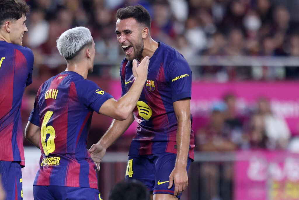 3 أسباب تجعل باريس سان جيرمان متحمسًا لخطف إريك جارسيا من برشلونة