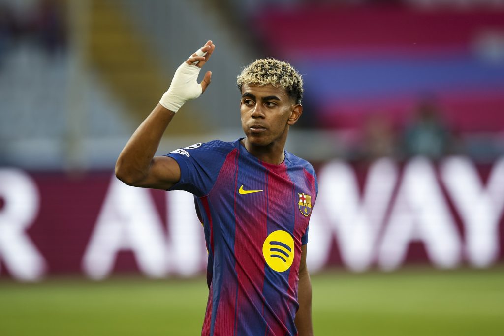 مخالفًا تعليمات فليك.. لامين يامال يوجه رسالة قوية إلى لاعبي برشلونة أمام سيلتا فيجو