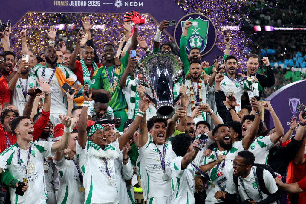 غيابات الأهلي ضد الاتحاد بالجولة الثامنة من الدوري السعودي 2025/2026