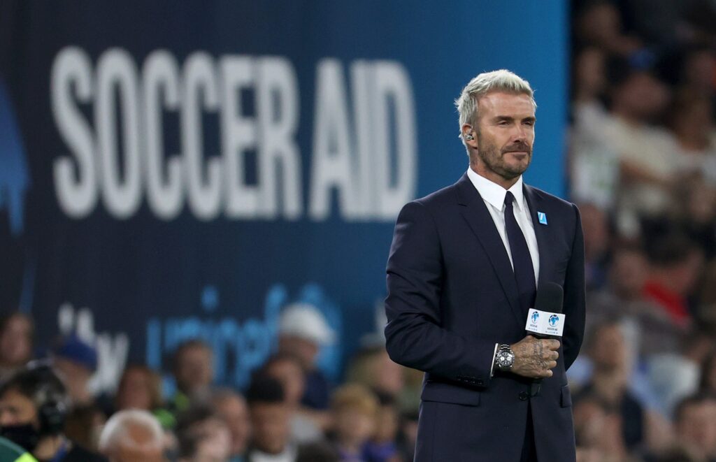 ما هو وسام لقب الفارس الملكي الذي حصل عليه ديفيد بيكهام؟