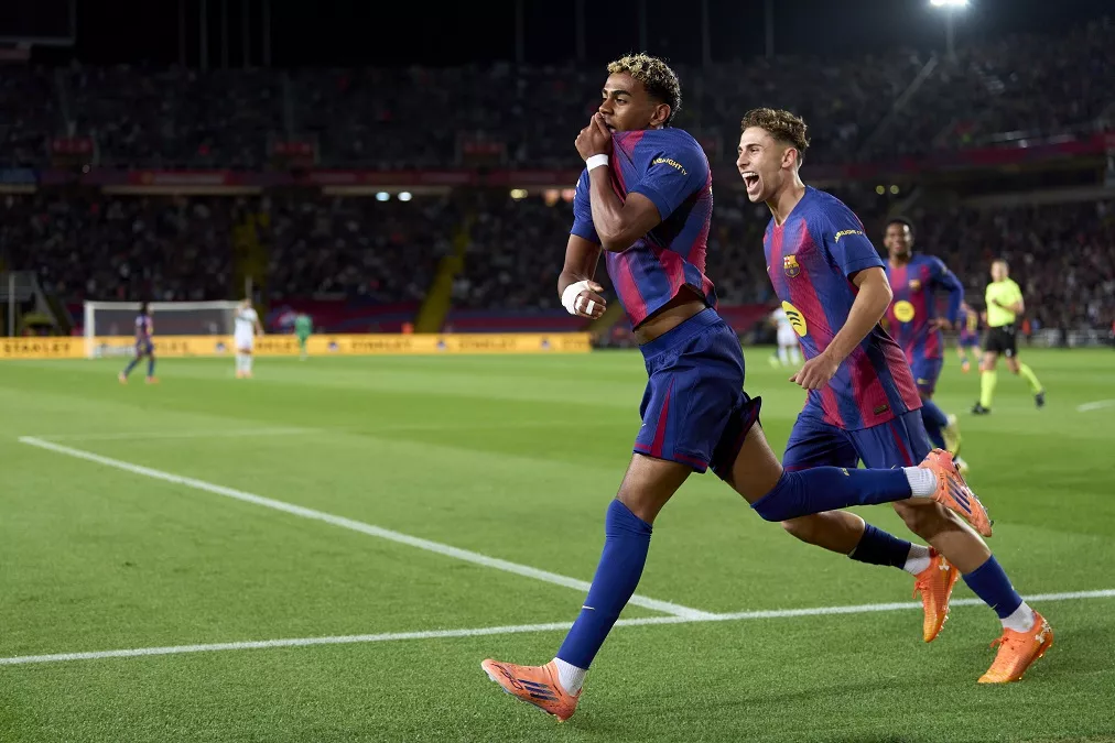 ما القناة الناقلة لمباراة برشلونة ضد كلوب بروج وأين تشاهد دوري أبطال أوروبا؟