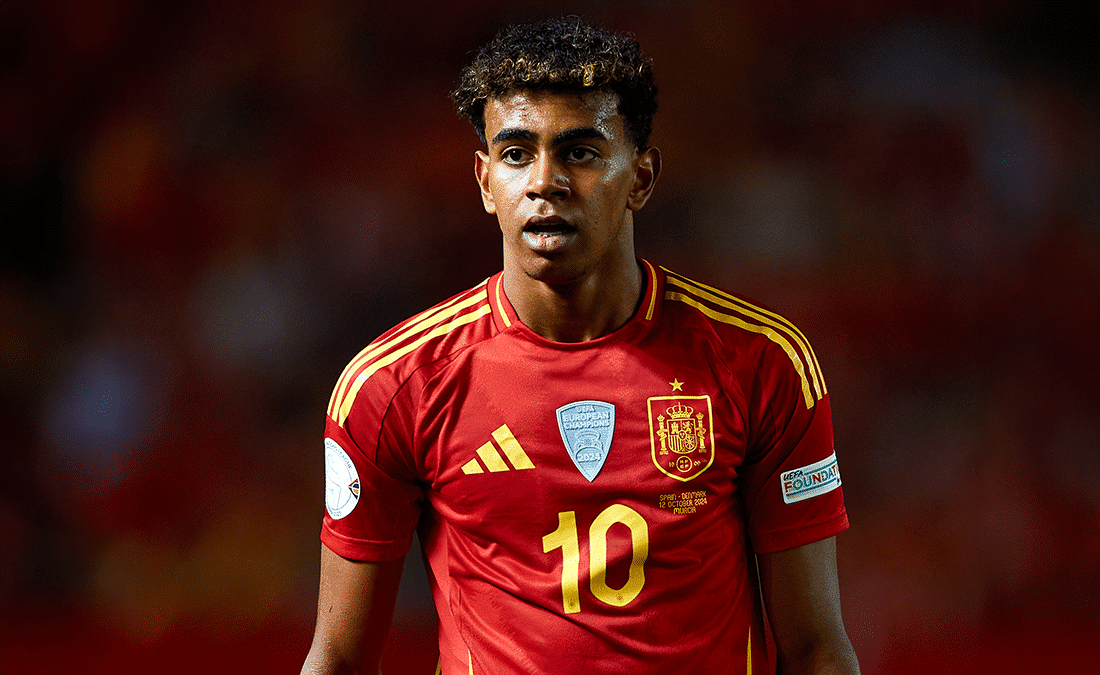 حقيقة وجود أزمة بين الاتحاد الإسباني وهانز فليك بسبب لامين يامال