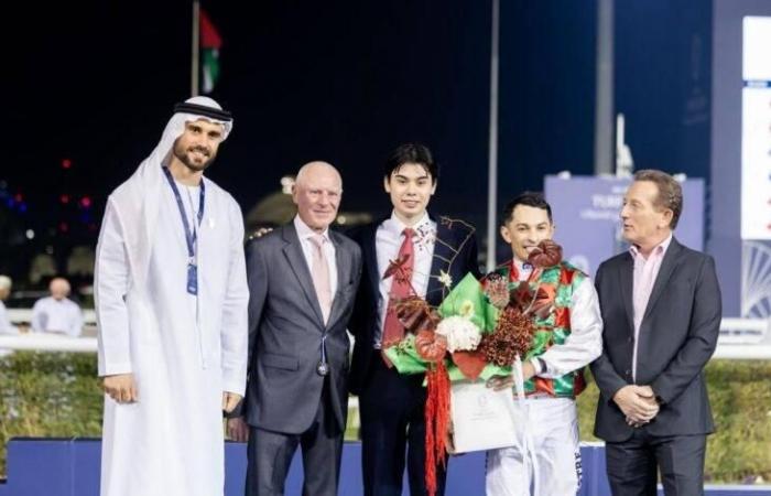 «جلاب» بطل الإرث الإماراتي في مضمار أبوظبي