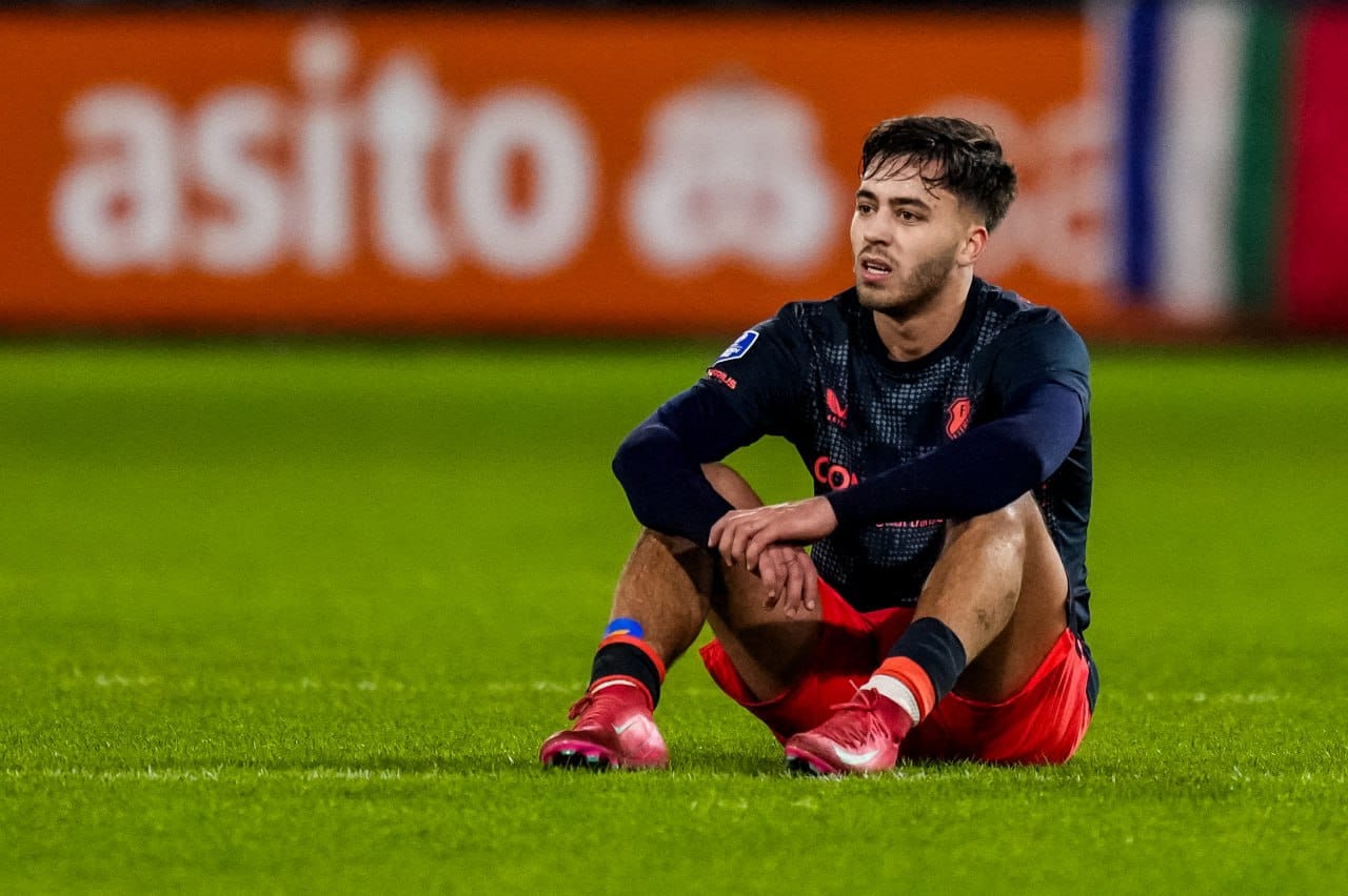 إشادة عالمية واستبعاد مُبهم.. سفيان الكرواني يُسائل مدرب منتخب المغرب