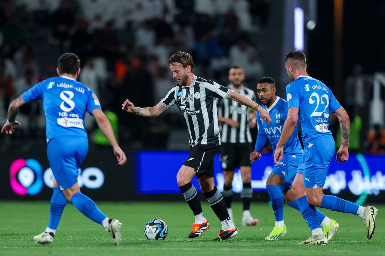 رسميًا.. الشباب السعودي يكشف عن اللاعب والمبلغ الذي أوقف القيد