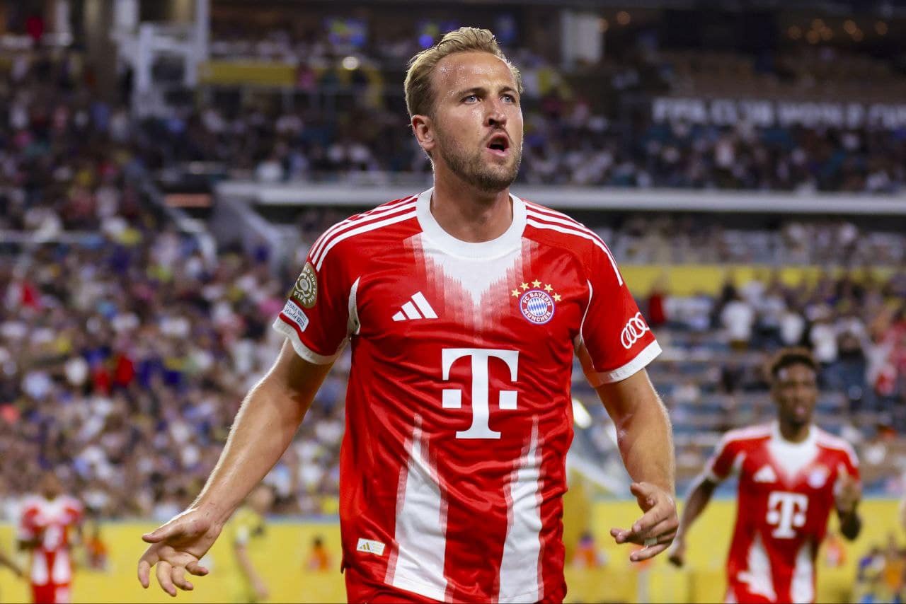 برشلونة يفتح باب المفاوضات مع هاري كين