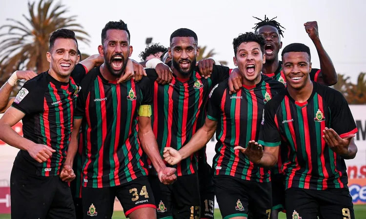 الجيش الملكي ينفي صلة مثيري الشغب أمام الأهلي ويشكر مصطفى شوبير.